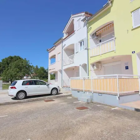 アパート In Porec/istrien 38749 *