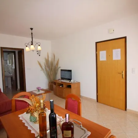 Apartamento In Porec/istrien 38749 *